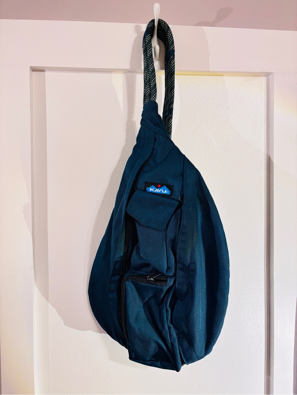 Kavu Navy Rope Sling Pack in Dark Blue